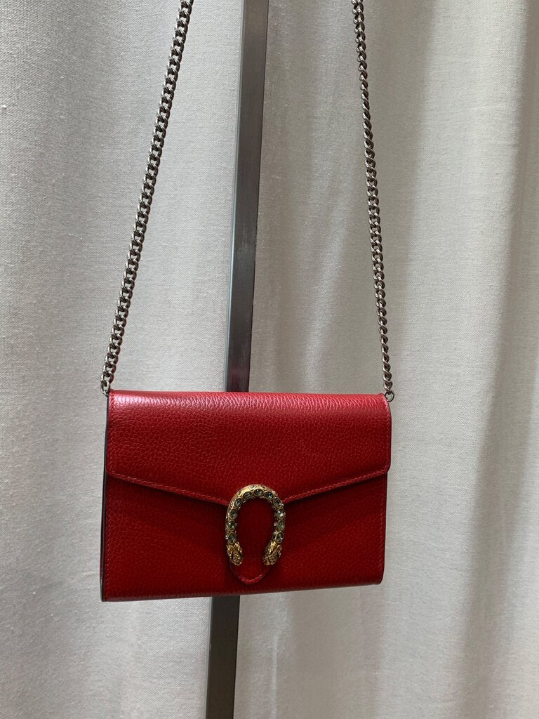 Gucci Dionysus Textured Leather Wallet on Chain Red