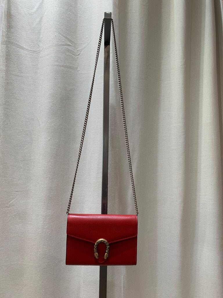 Gucci Dionysus Textured Leather Wallet on Chain Red