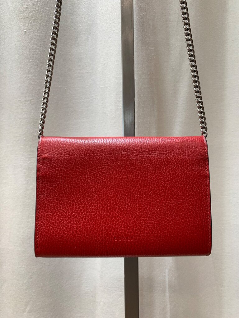 Gucci Dionysus Textured Leather Wallet on Chain Red