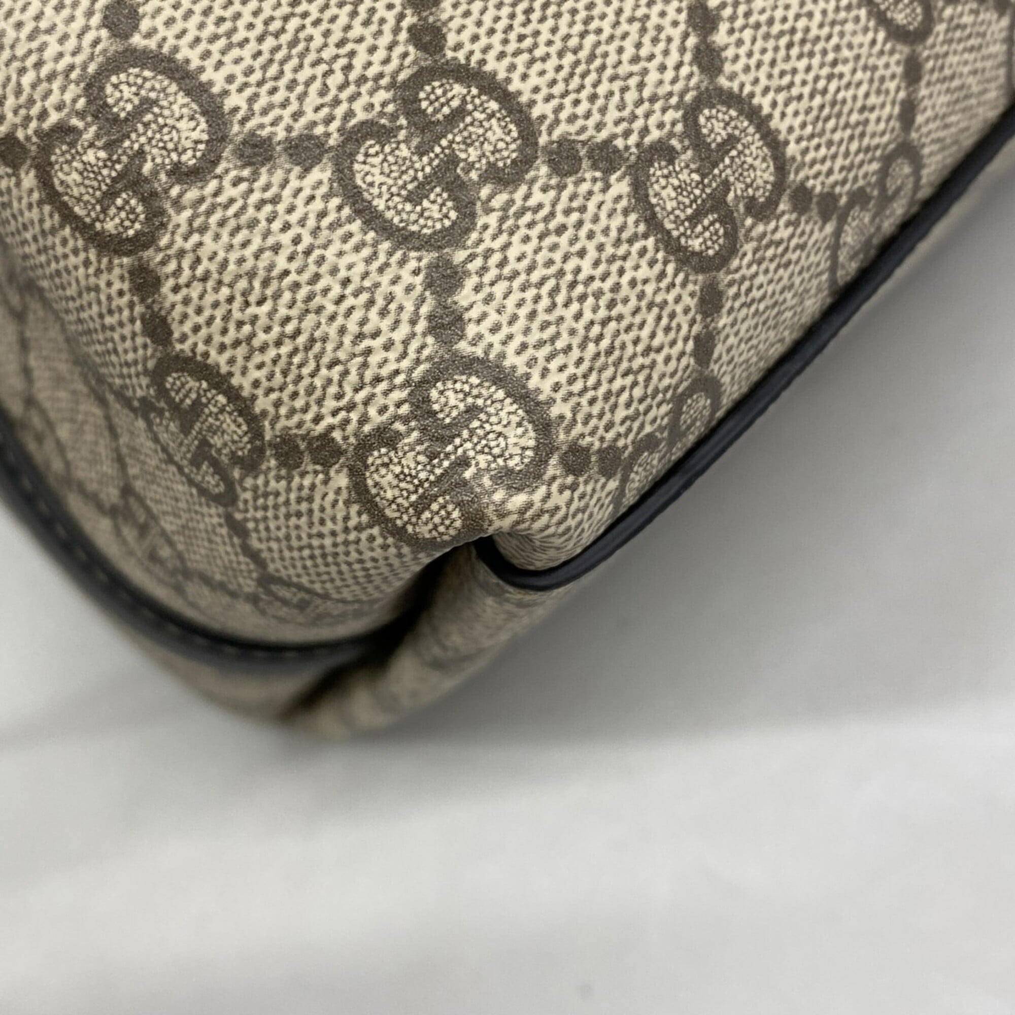 GG Emblem Bucket Bag GG Coated Canvas Medium